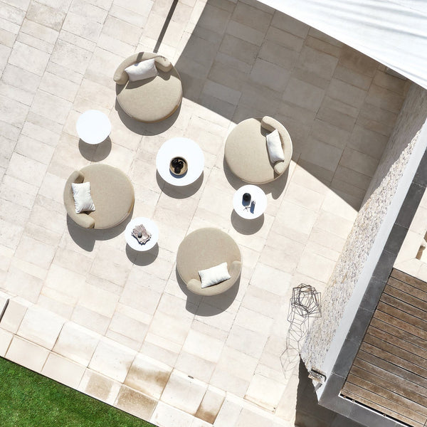 BELT Daybed Contract quality Upholstered Outdoor Daybed