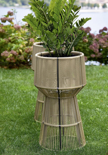 Cricket Planter - TB Contract Furniture VARASCHIN