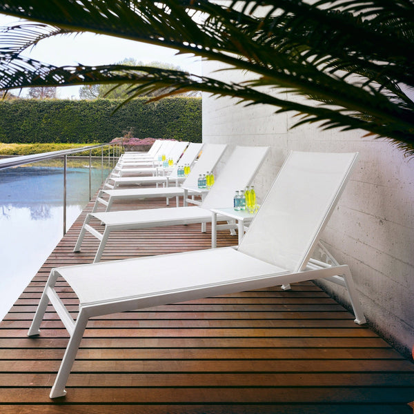 VICTOR Chaise Lounge - TB Contract Furniture VARASCHIN